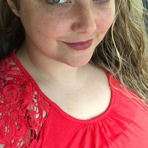 Meet your Posher, Alisha